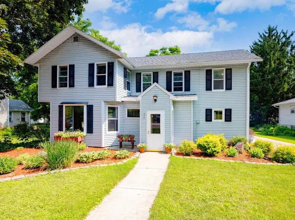 346 College Street, Milton, WI 53563