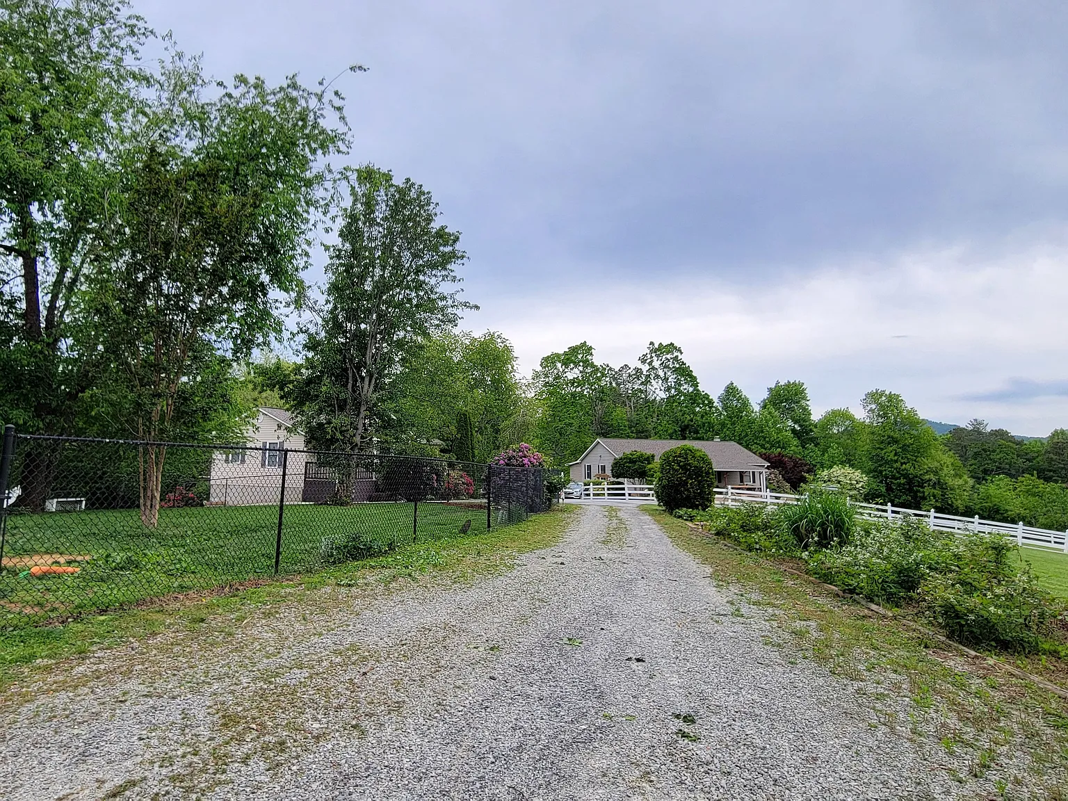 3 bed, 1174 sqft, $2,800 — Photo 4