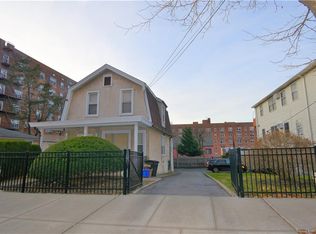 654 N Terrace Ave, Mount Vernon, NY 10552