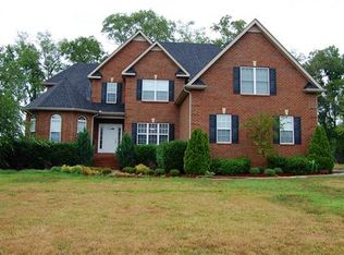 104 Old Orchard Dr, Lascassas, TN 37085