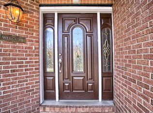 160 Brooks Dr, Beaver Falls, PA 15010