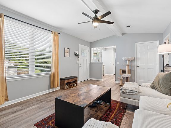 5th image of 3100 Casa Ct