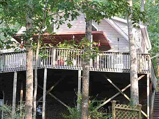 1st image of 120 Woodshore Dr