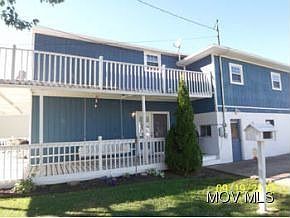 3rd image of 807 22nd St