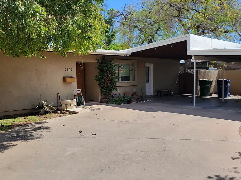 2107 S Ventura Dr — Photo 29