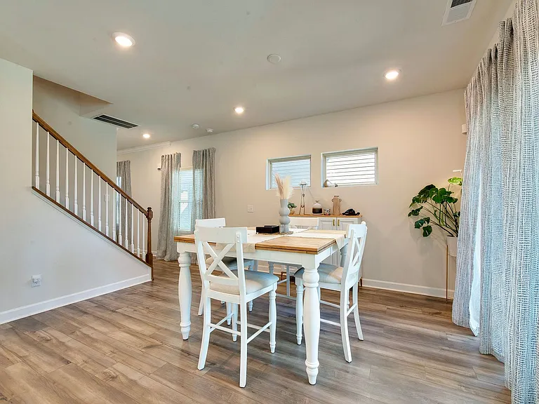 4009 Woodland View Dr — Photo 9