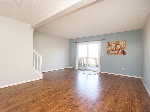 4th image of 9515 Colegate Way #225