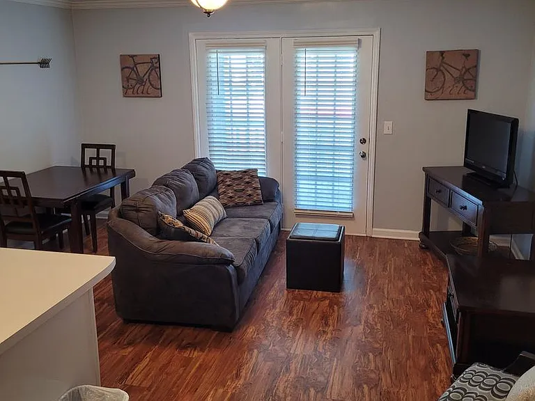 Arlington Apartments — Photo 51