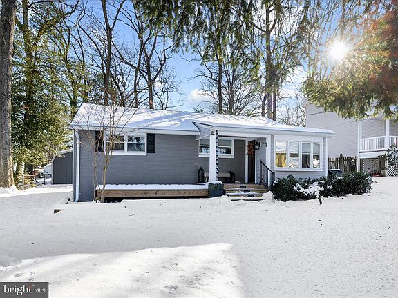 4th image of 625 Echo Cove Dr
