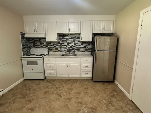 70 Pond Meadow Rd #22