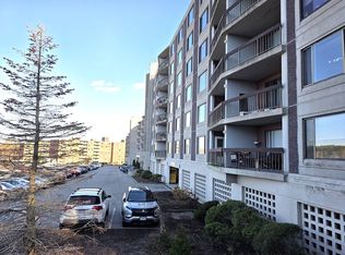 1500 Worcester Rd APT 724, Framingham, MA 01702