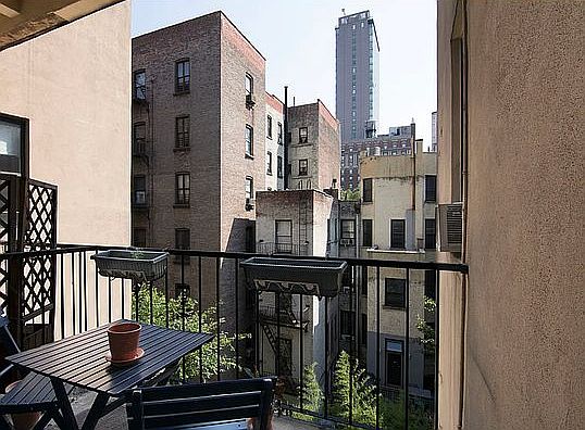 5th image of 246 W 102nd St #3B1