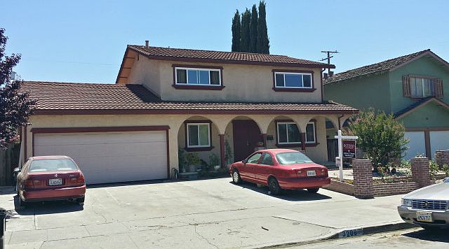 1st image of 3268 Floresta Dr