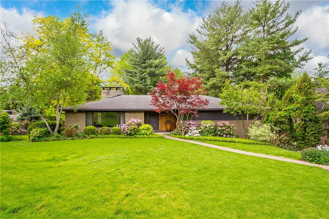 205 Seegar Rd photo 1
