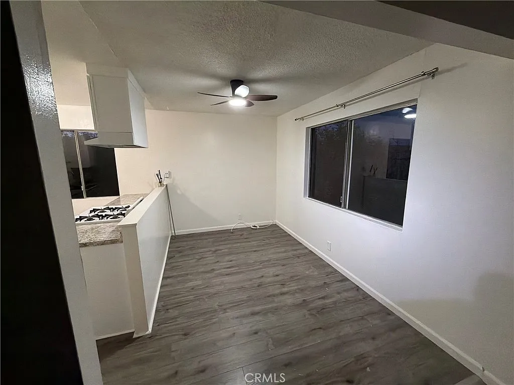 Building Photo - 1600 Picadilly Way