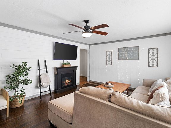 3rd image of 3450 State Hwy N #27
