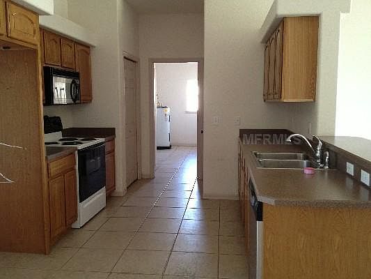 2nd image of 7195 Crown Dr
