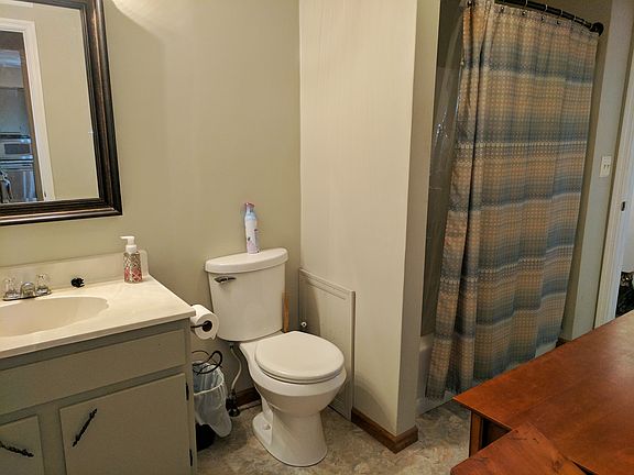 5th image of 2 Sunny Hill Ln