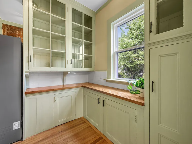 48 Union St #1 — Photo 10