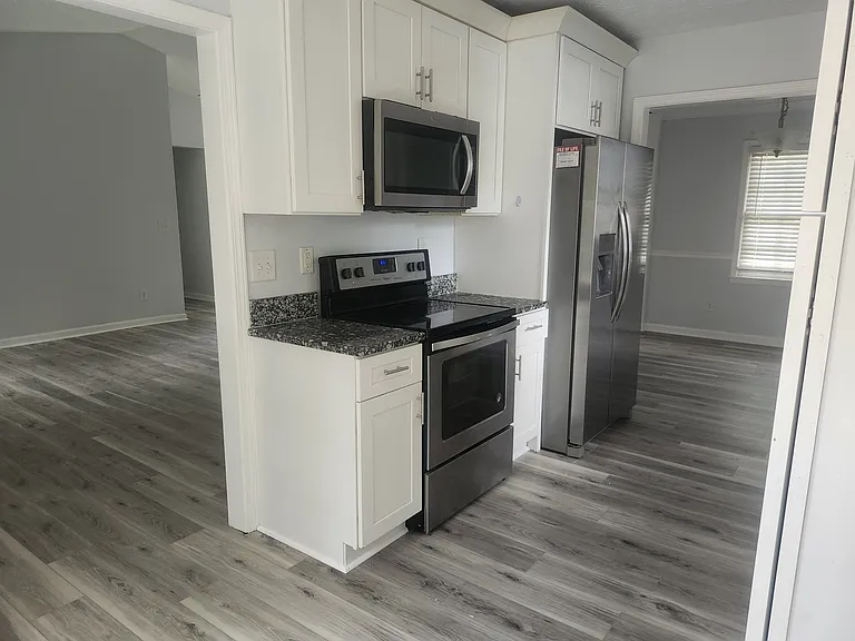 701 Talemwood Ct — Photo 3