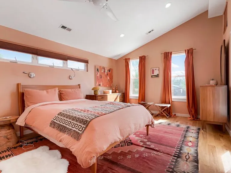 4401 N Raleigh St — Photo 14
