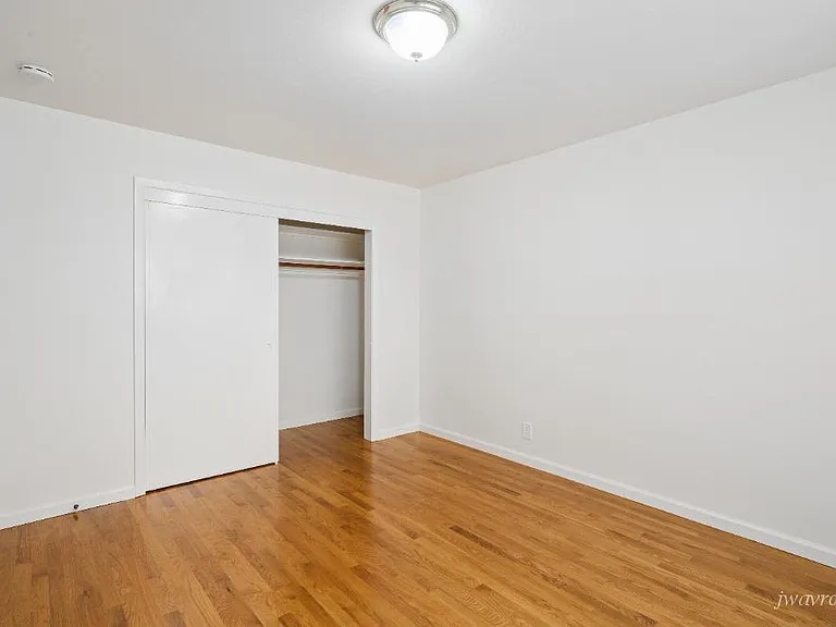 4444 Balboa St #103 — Photo 15