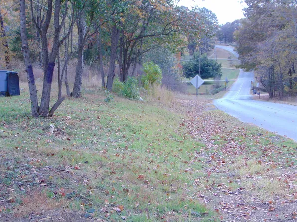 143 County Road 142, Florence, AL 35634