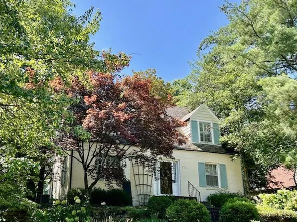 150 W Glenwood Ln, Saint Louis, MO 63122