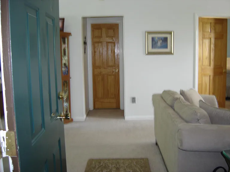 182 Cedarview Ln — Photo 16