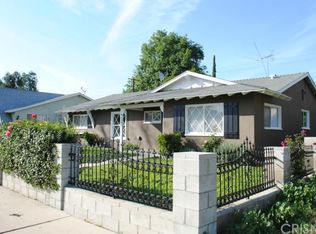 24207 Vanowen St, West Hills, CA