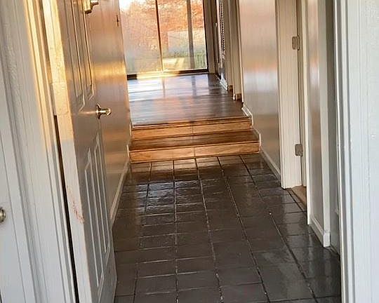 5th image of 612 Hidden Point Dr