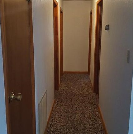 4th image of 1321 Park St