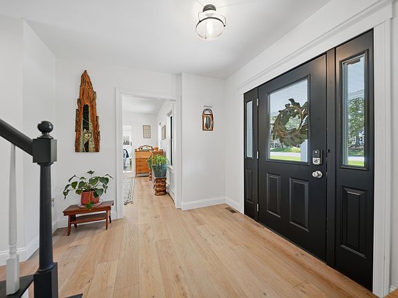 3rd image of 80 Karlin Road