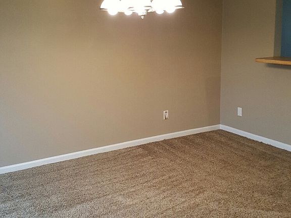 5th image of 4599 Glengate Dr