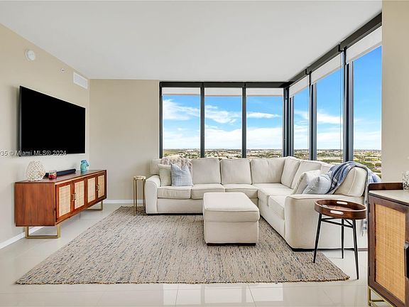 4th image of 5300 Paseo Blvd APT 1211