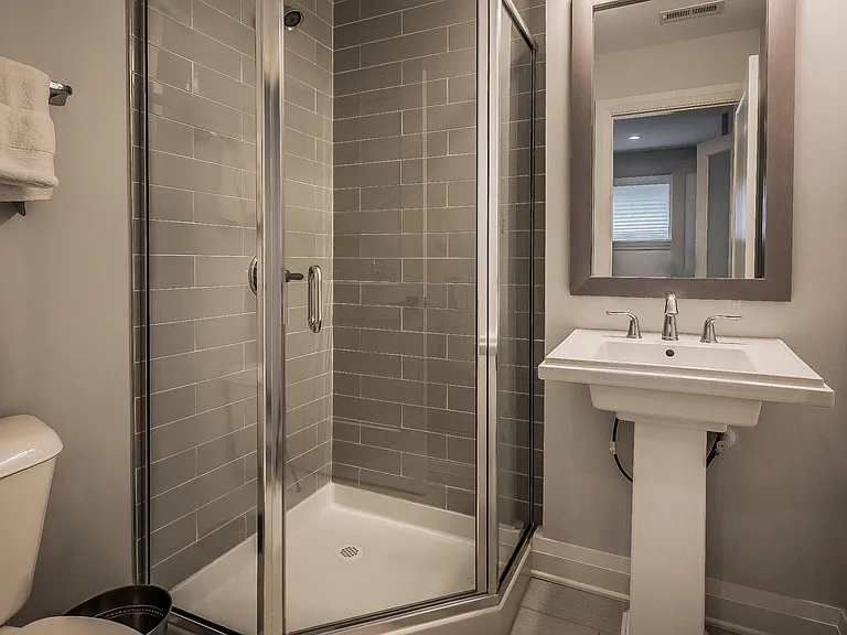 118 W Starr Ave — Photo 34