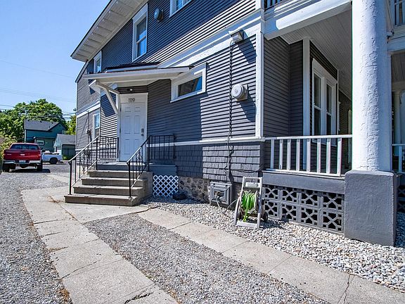 5th image of 1119 W Augusta Ave