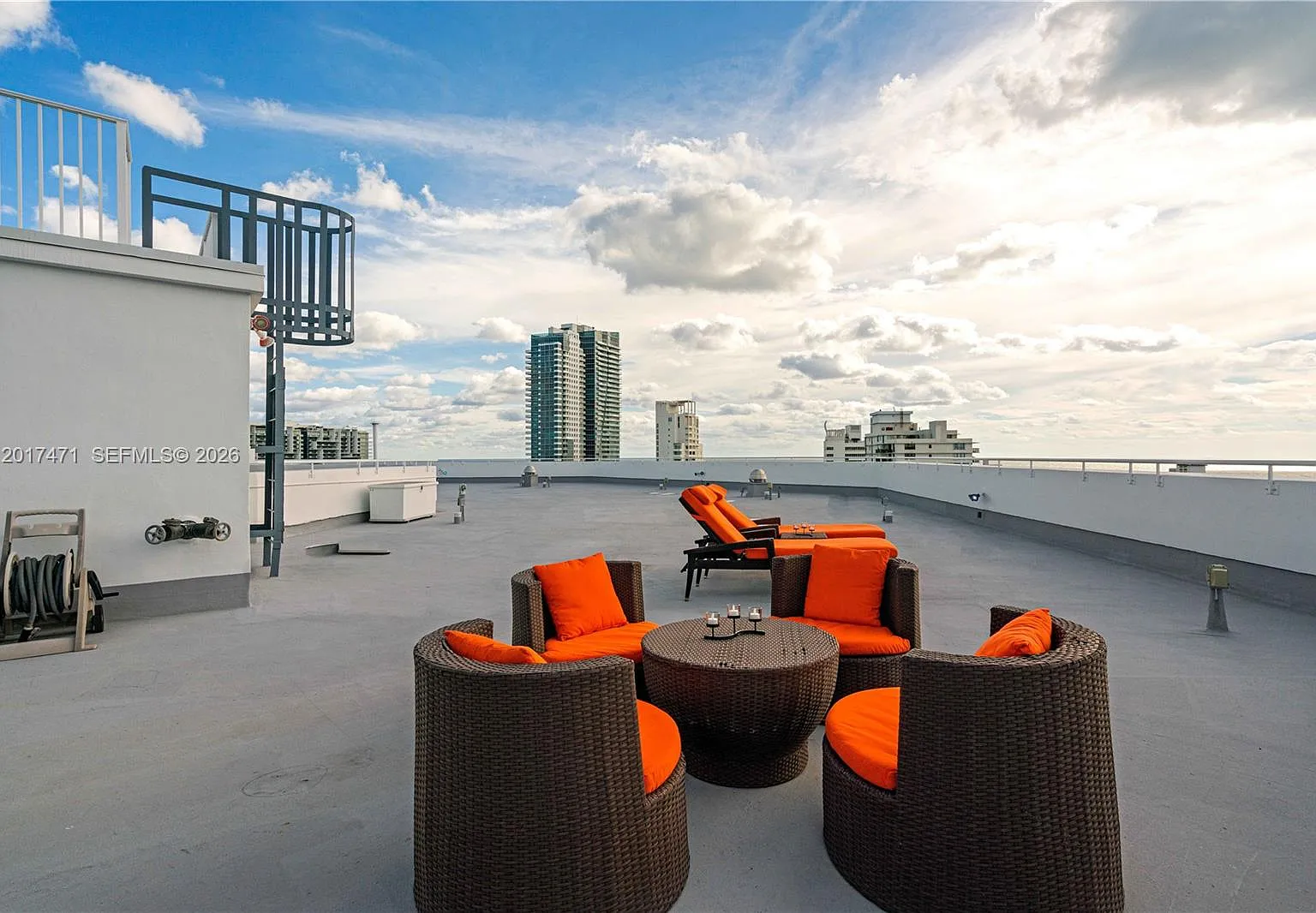 2 bed, 2.0 bath, 1600 sqft, $15,000 — Photo 3