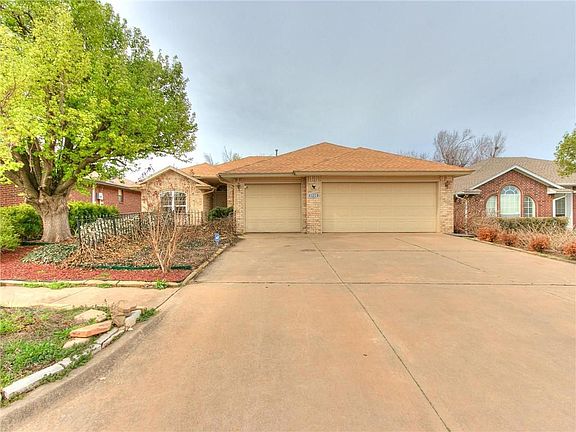 2nd image of 2720 NW 161st St