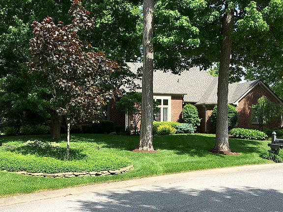2nd image of 6705 Robin Hood Ct