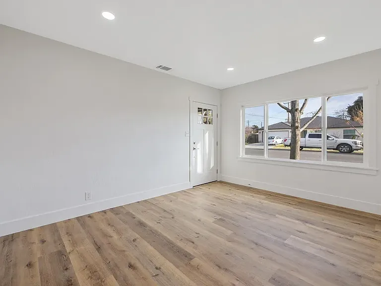 830 S Watson St #830 — Photo 12