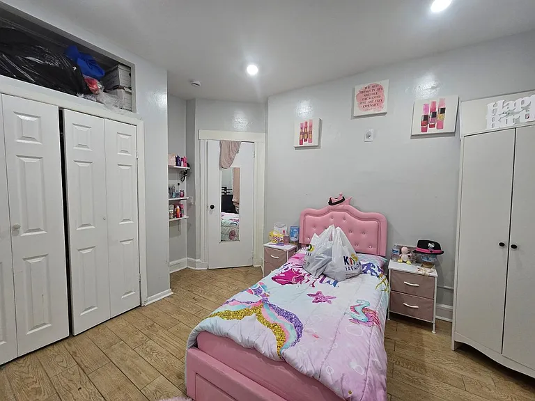 121 62nd St #1 — Photo 9