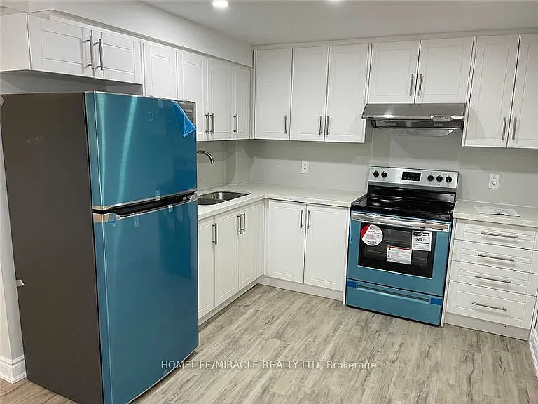 76 Jack Rabbit Cres — Photo 5