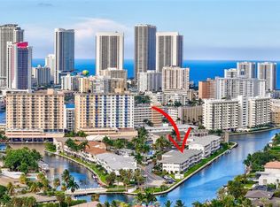 465 Paradise Isle Blvd APT 210, Hallandale, FL 33009