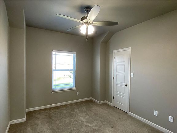 3rd image of 3214 White Horse Dr