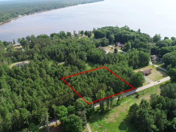 Leduc Rd, Manistique, MI 49854