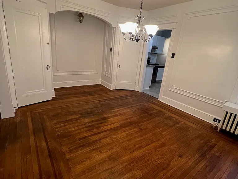 522 N Saint George St — Photo 6