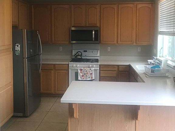 4th image of 1208 Manza Cir