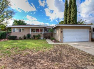 10015 Gaynor Ave, North Hills, CA 91343