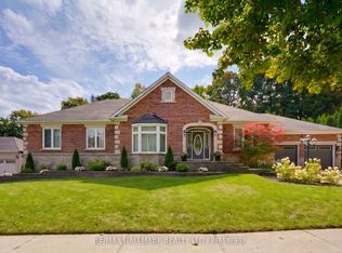 71 Willow Farm Ln, Aurora, ON L4G 6K2
